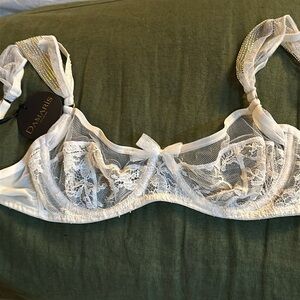 New with tag, luxury lace bra